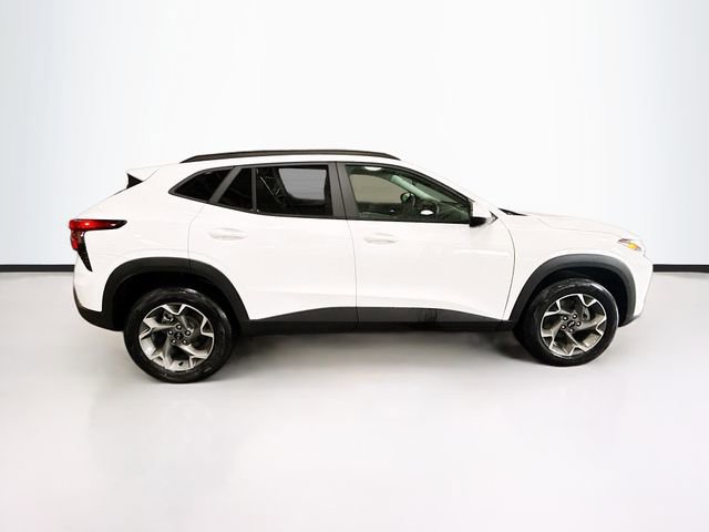 New 2026 Chevrolet Trax LT w/ LPO, Blackout Package image 5