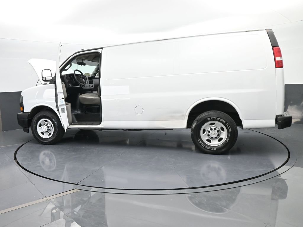 Used 2019 Chevrolet Express 2500 image 63