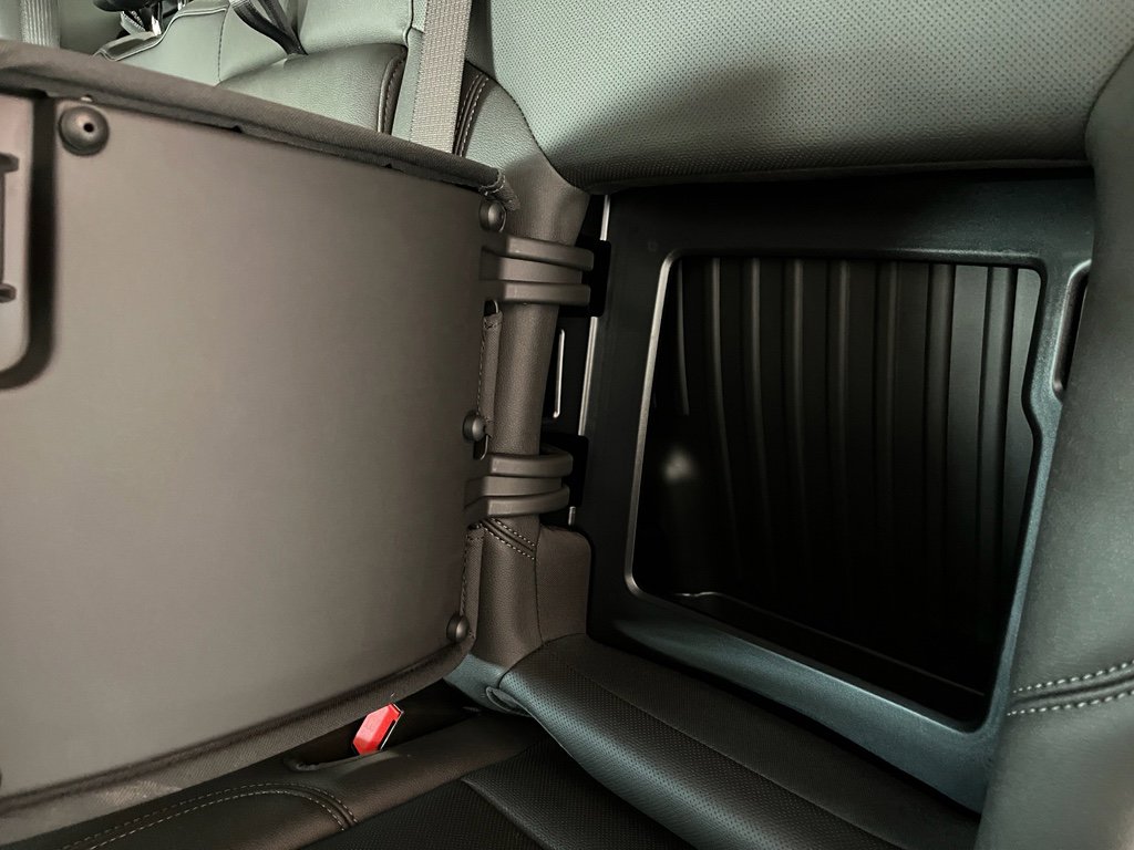 Used 2025 Chevrolet Silverado 2500 LTZ w/ LTZ Plus Package image 17