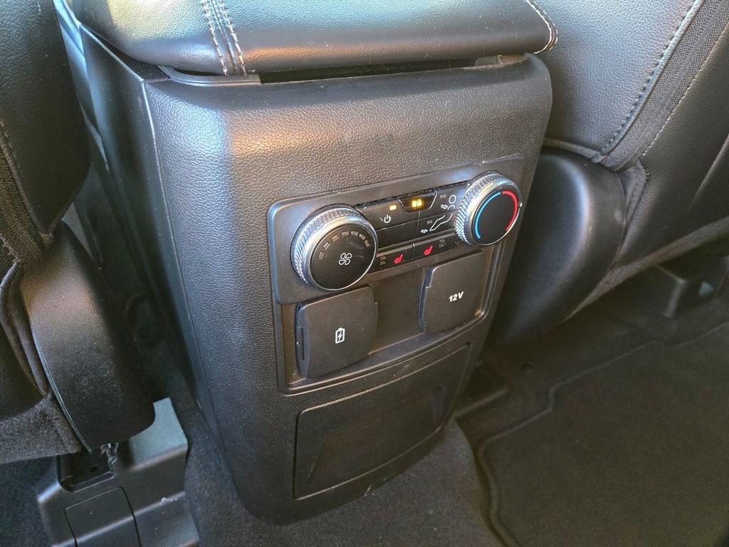 Used 2023 Ford Explorer Limited image 17