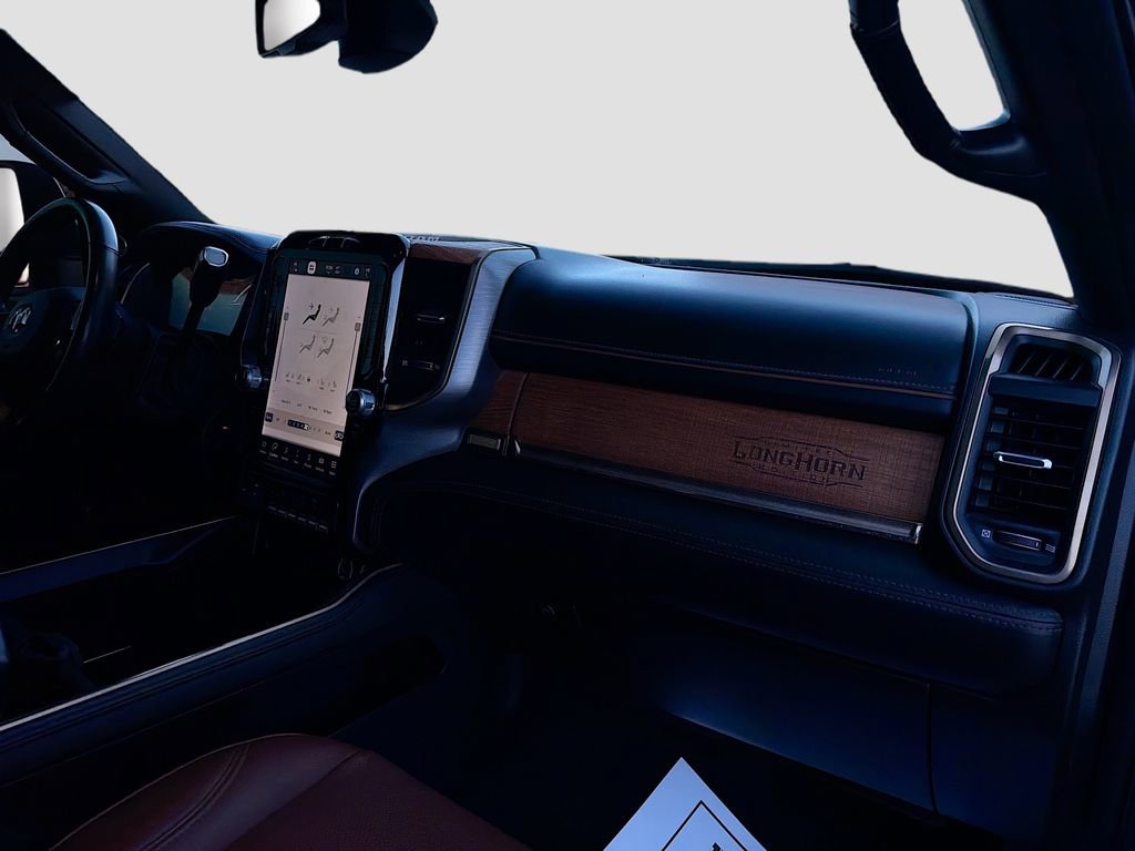 Used 2024 RAM 3500 Limited image 28