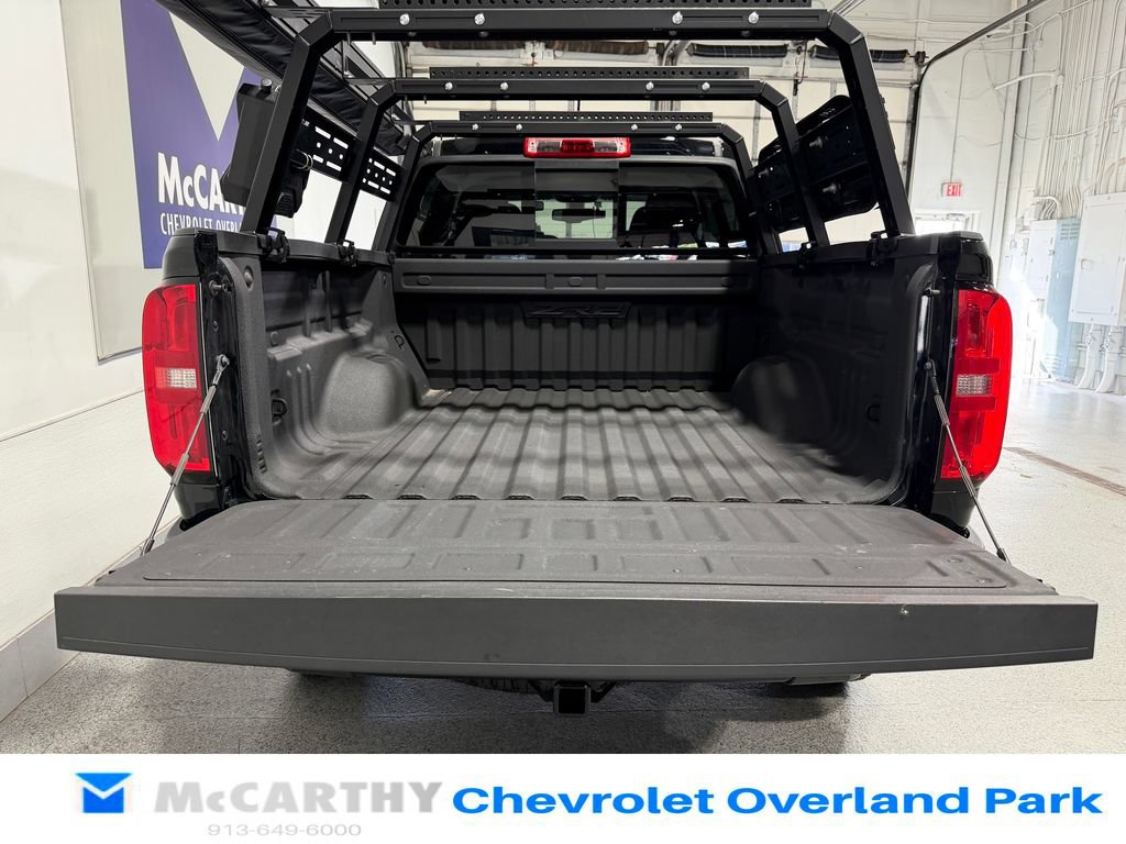Used 2022 Chevrolet Colorado ZR2 AWD/4WD image 7