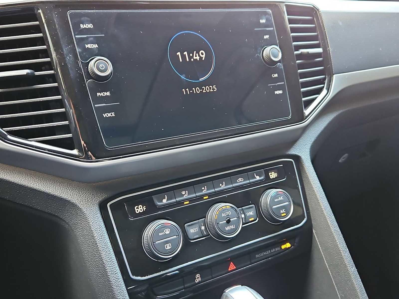 Used 2022 Volkswagen Atlas SEL R-Line image 29