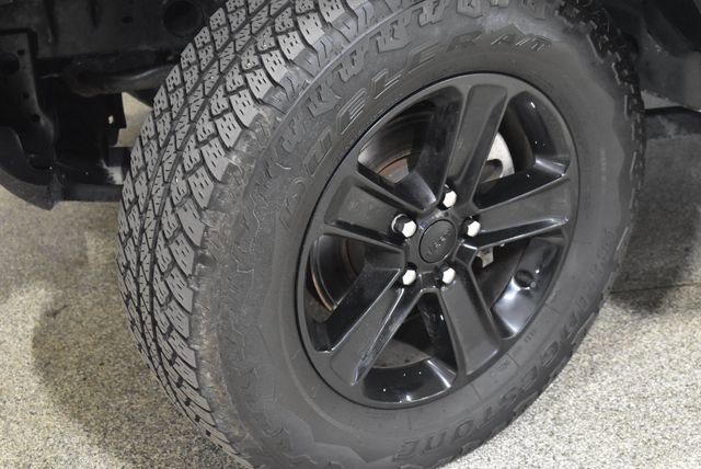 Used 2022 Jeep Wrangler Unlimited Sahara image 12