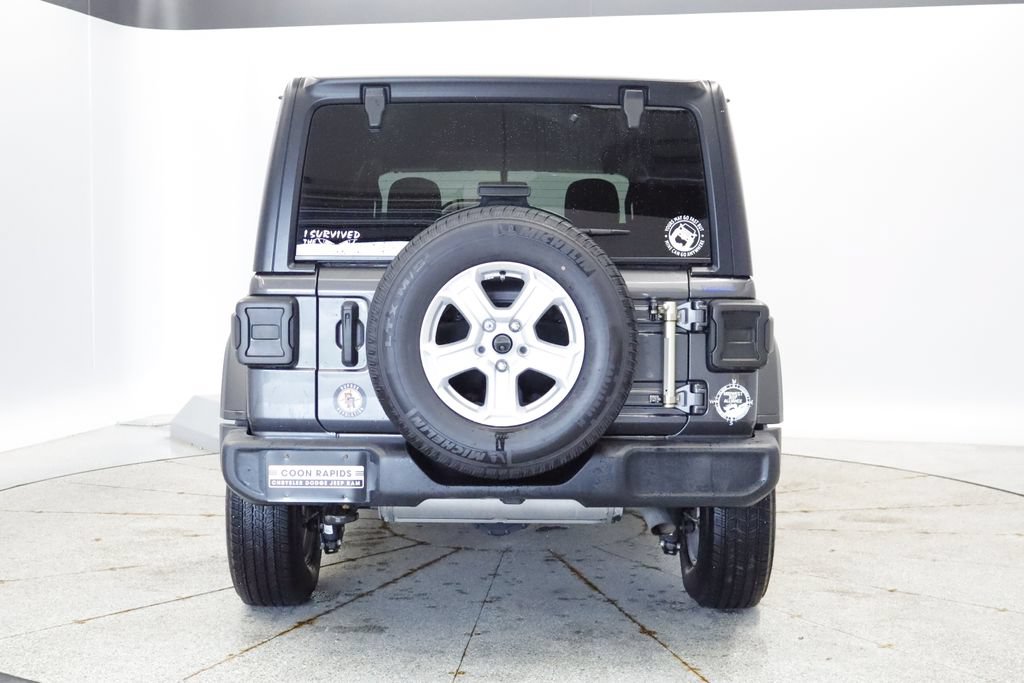 Used 2022 Jeep Wrangler Unlimited Sport AWD/4WD image 4
