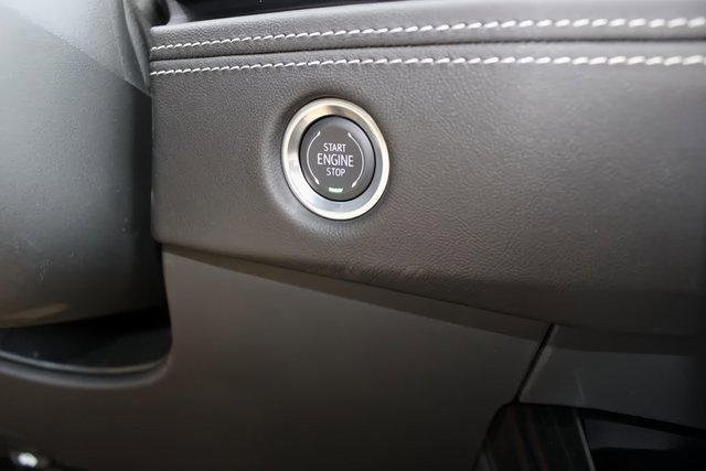 New 2025 Cadillac Escalade Premium Luxury w/ LPO, Floor Liner Package image 14