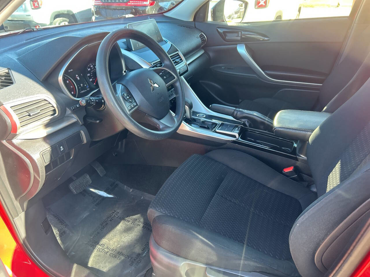 Used 2018 Mitsubishi Eclipse Cross LE image 7