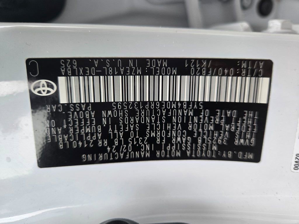 Used 2024 Toyota Corolla LE image 11