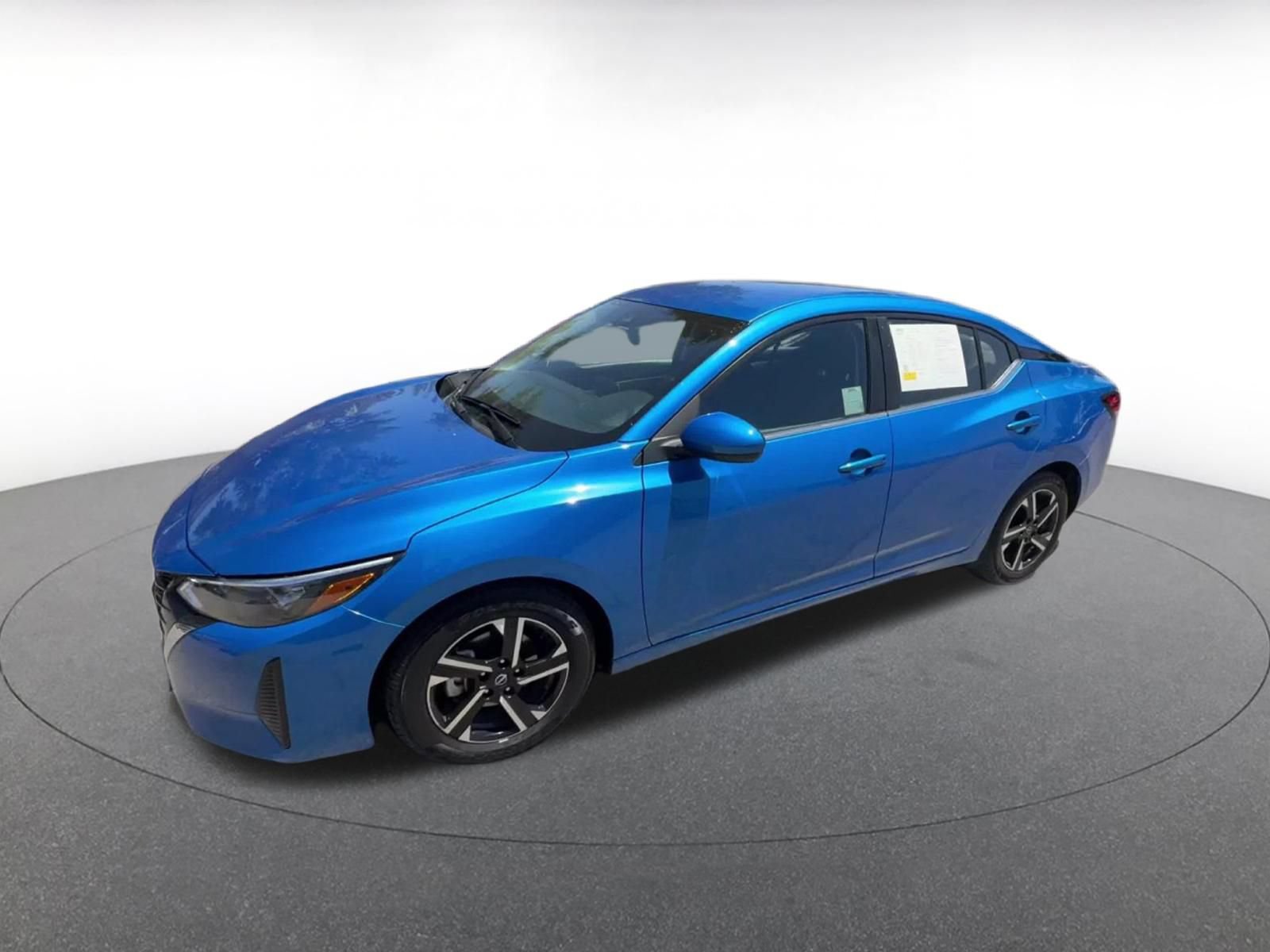Used 2025 Nissan Sentra SV FWD image 8