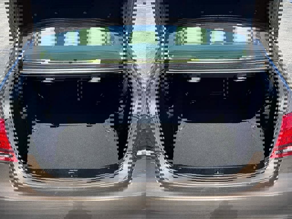 Used 2014 Mercedes-Benz E 350 4MATIC Sedan w/ Premium 1 Package image 15