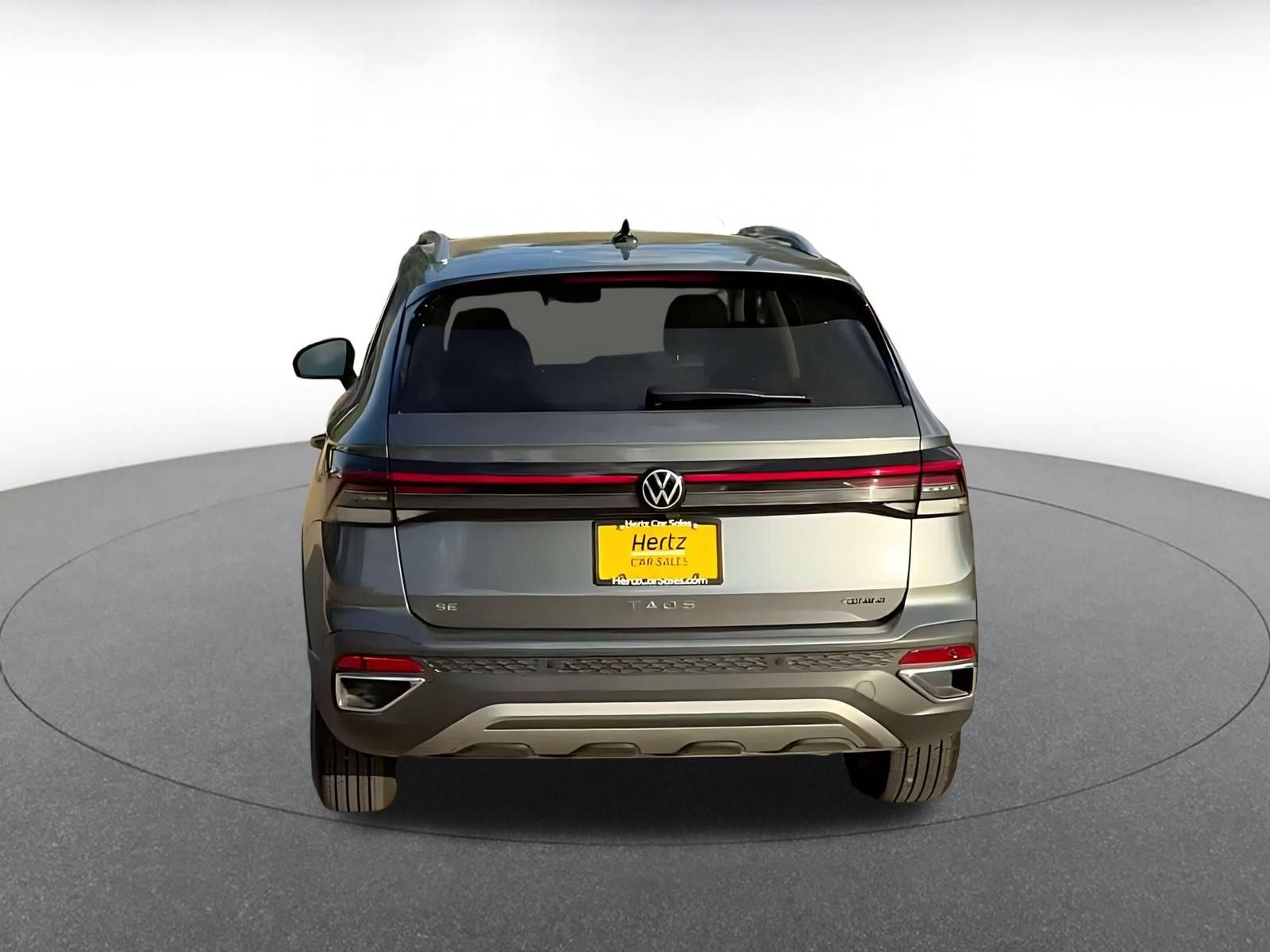 Used 2026 Volkswagen Taos SE AWD/4WD image 12