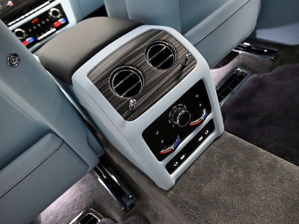 New 2026 Rolls-Royce Ghost Extended Wheelbase image 26