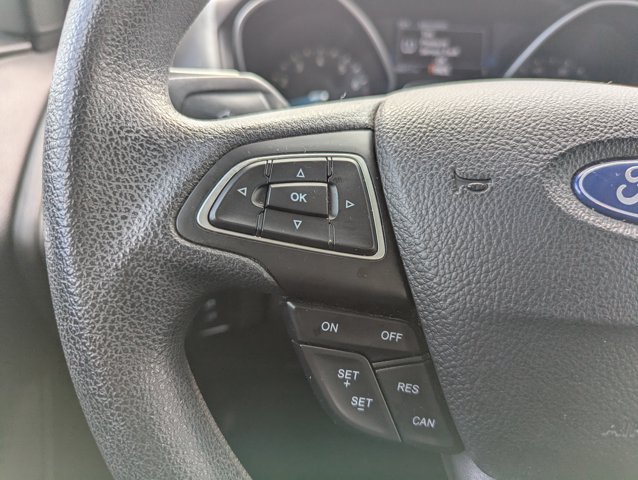 Used 2015 Ford Focus SE FWD image 13