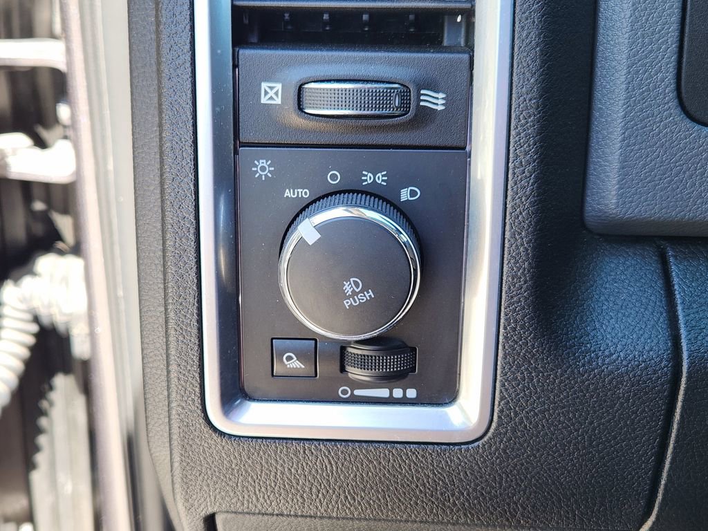 Used 2019 RAM 1500 Big Horn image 24