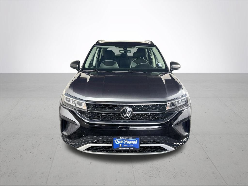 Used 2023 Volkswagen Taos S FWD image 4