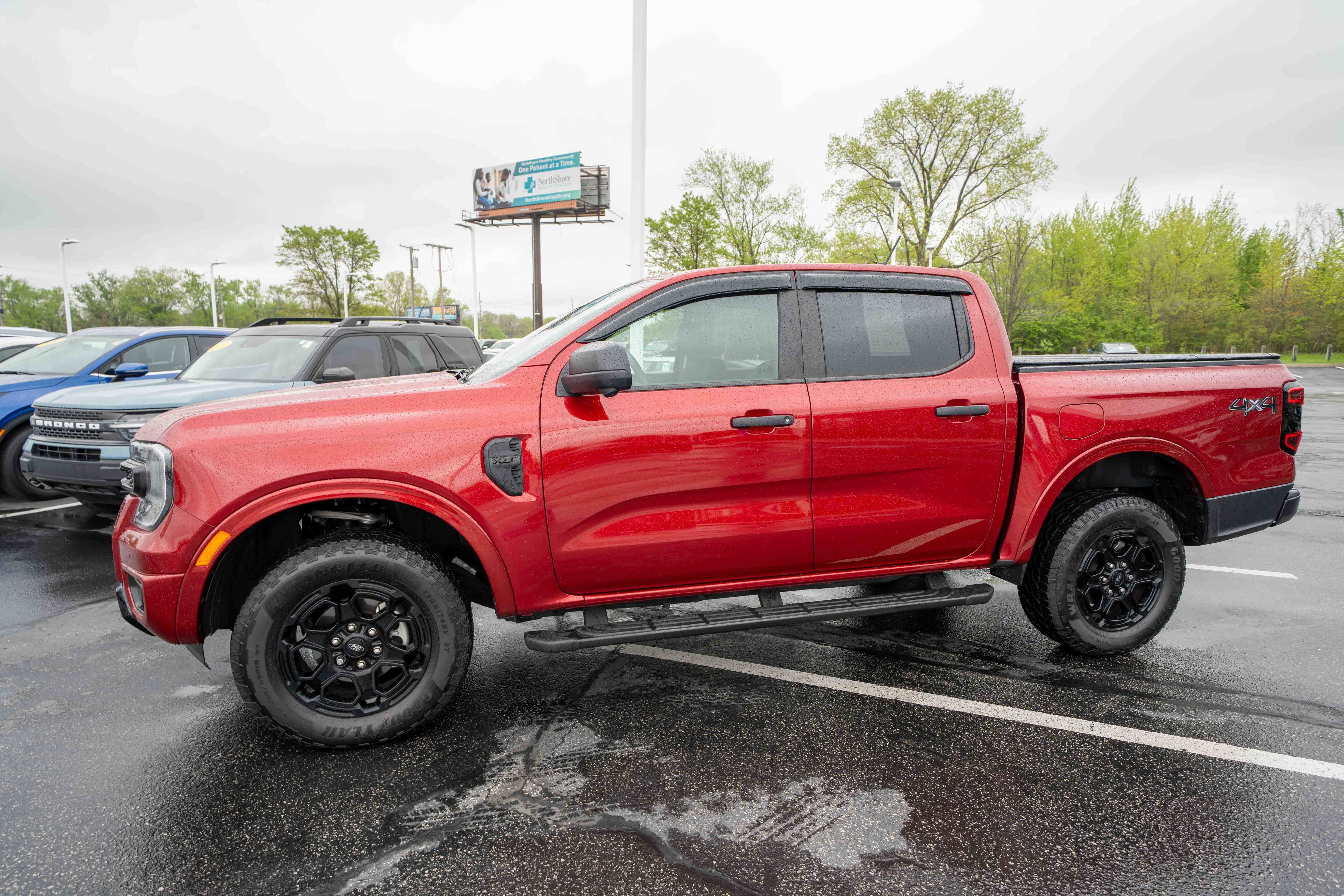 Used 2025 Ford Ranger XLT AWD/4WD image 3