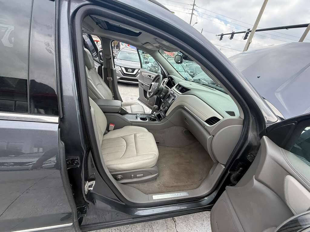 Used 2014 Chevrolet Traverse LTZ image 13