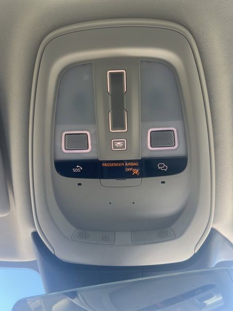 Used 2025 Volvo S60 B5 Plus w/ Climate Package image 18