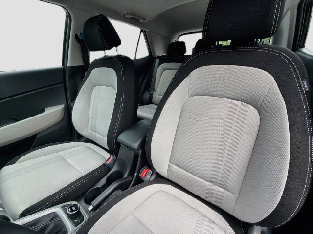 New 2026 Hyundai Venue SEL FWD image 15