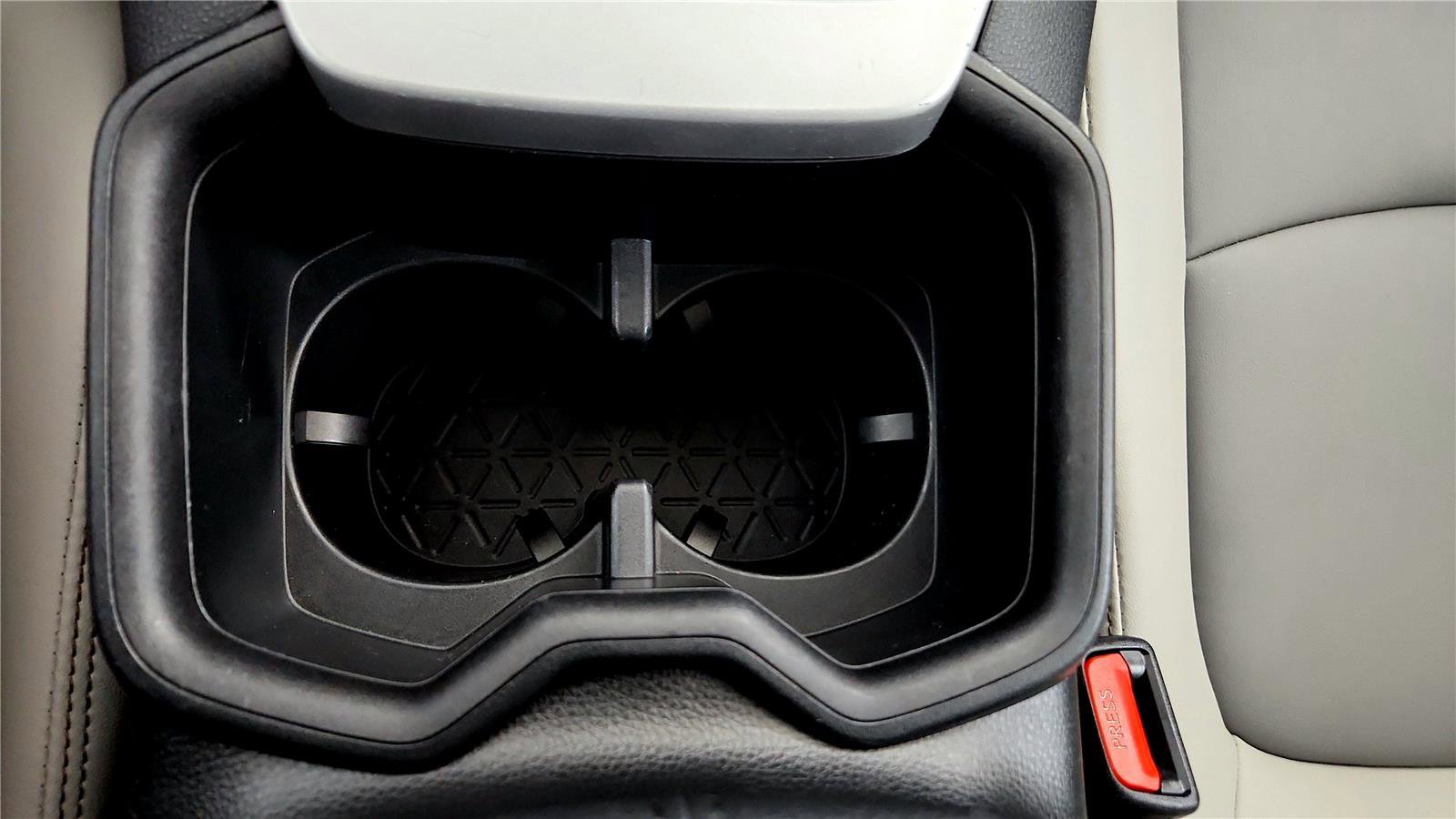 Certified 2022 Toyota RAV4 XLE Premium image 47