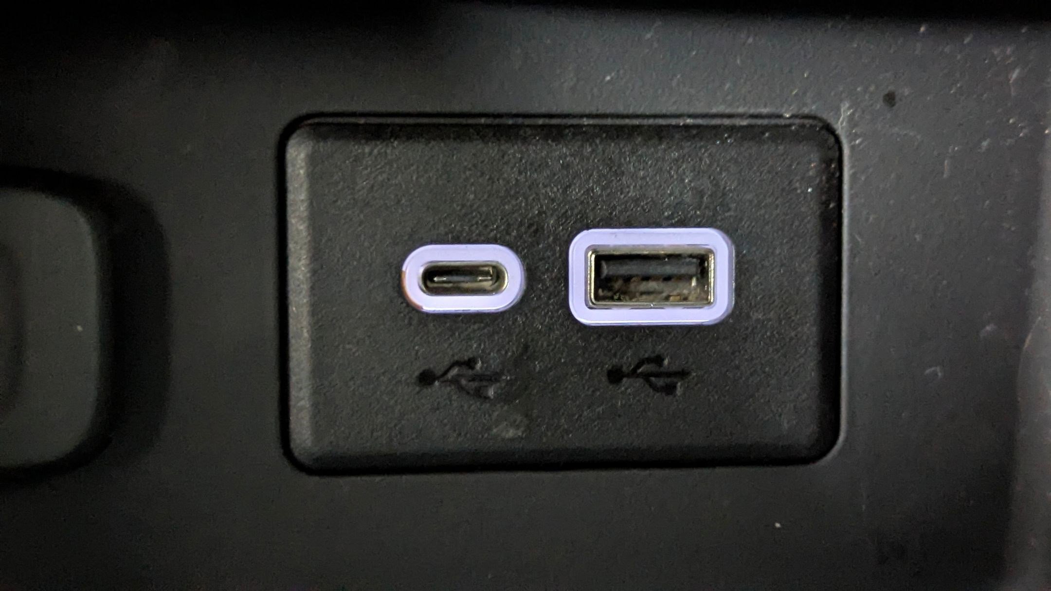 Used 2020 GMC Acadia SLE w/ Driver Convenience Package image 30