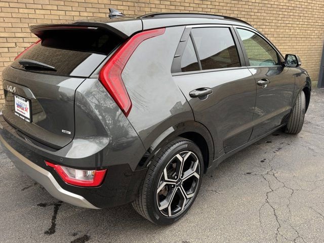 Used 2023 Kia Niro EX Touring image 19