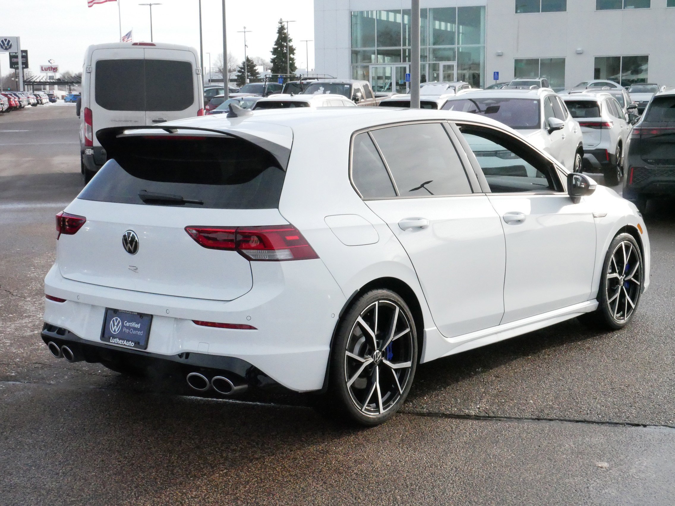 Used 2024 Volkswagen Golf R image 21