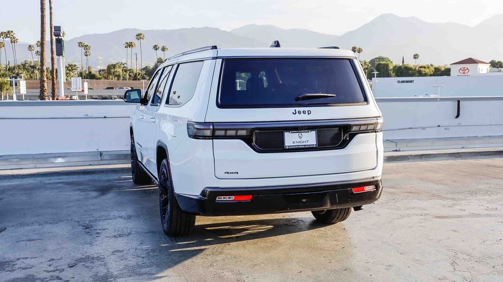New 2026 Jeep Grand Wagoneer L Limited AWD/4WD image 7