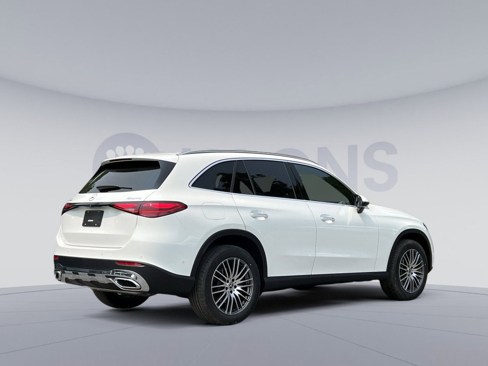 Certified 2025 Mercedes-Benz GLC 300 4MATIC image 5