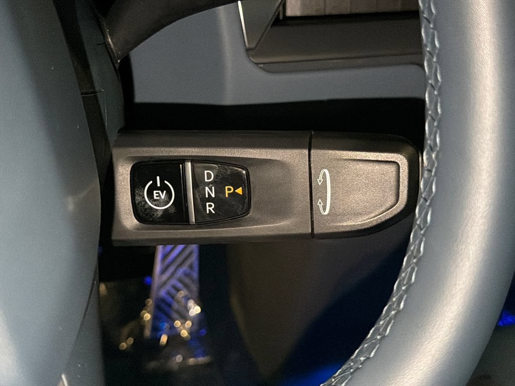Certified 2024 Kia EV9 GT-Line AWD/4WD image 37