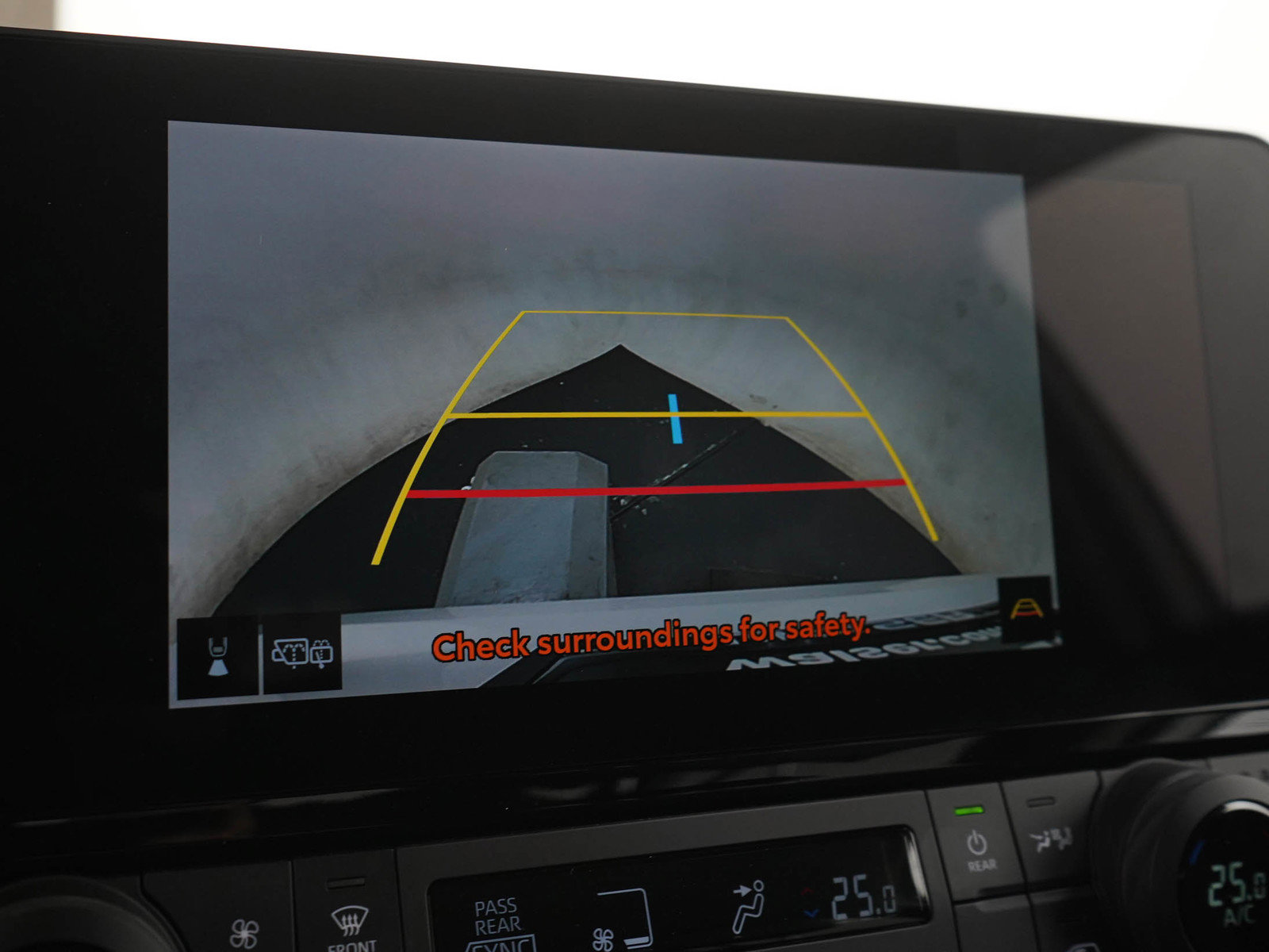 Used 2025 Toyota Grand Highlander AWD image 28