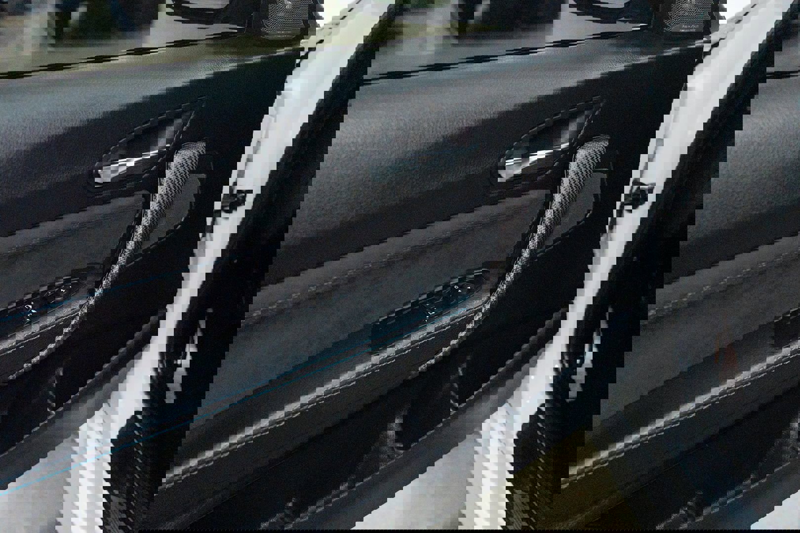 Used 2018 BMW M2 image 17