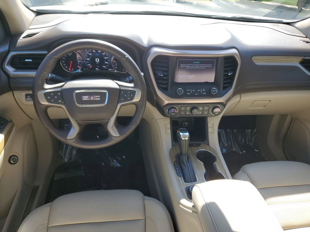 Used 2017 GMC Acadia Denali w/ Technology Package image 17