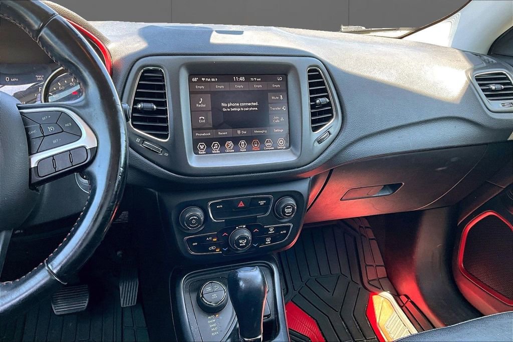 Used 2020 Jeep Compass Trailhawk AWD/4WD image 6