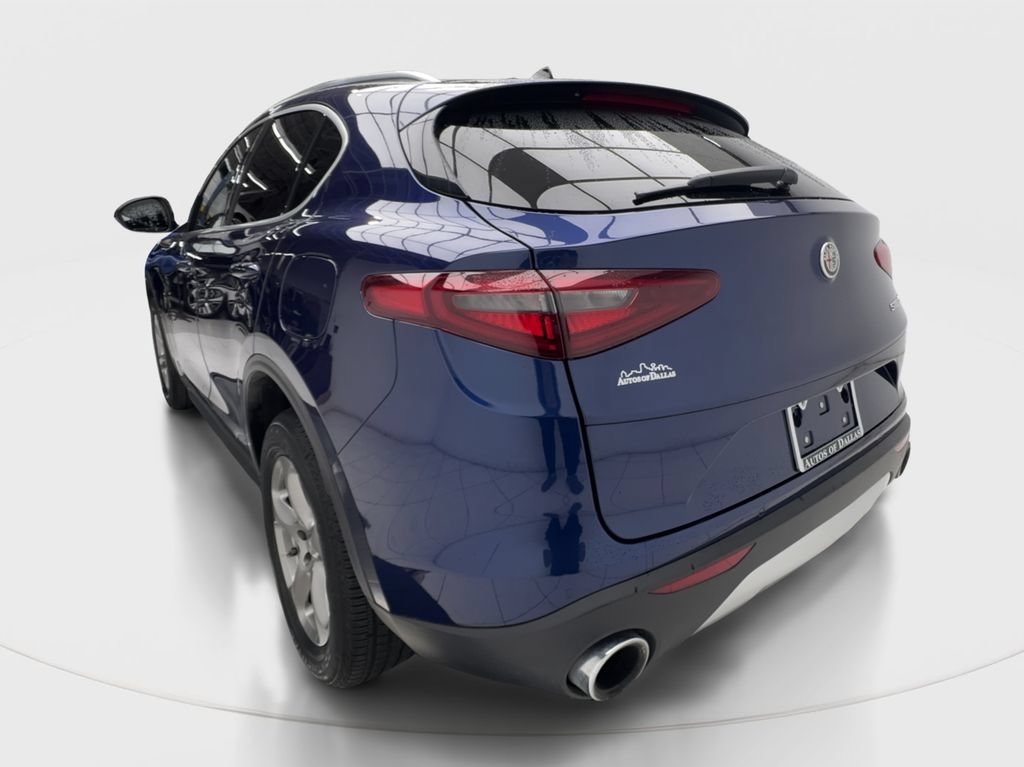 Used 2021 Alfa Romeo Stelvio Sprint w/ Sun & Sound Package RWD image 10