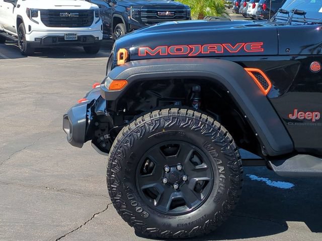 Used 2023 Jeep Gladiator Mojave w/ LED Lighting Group AWD/4WD image 34