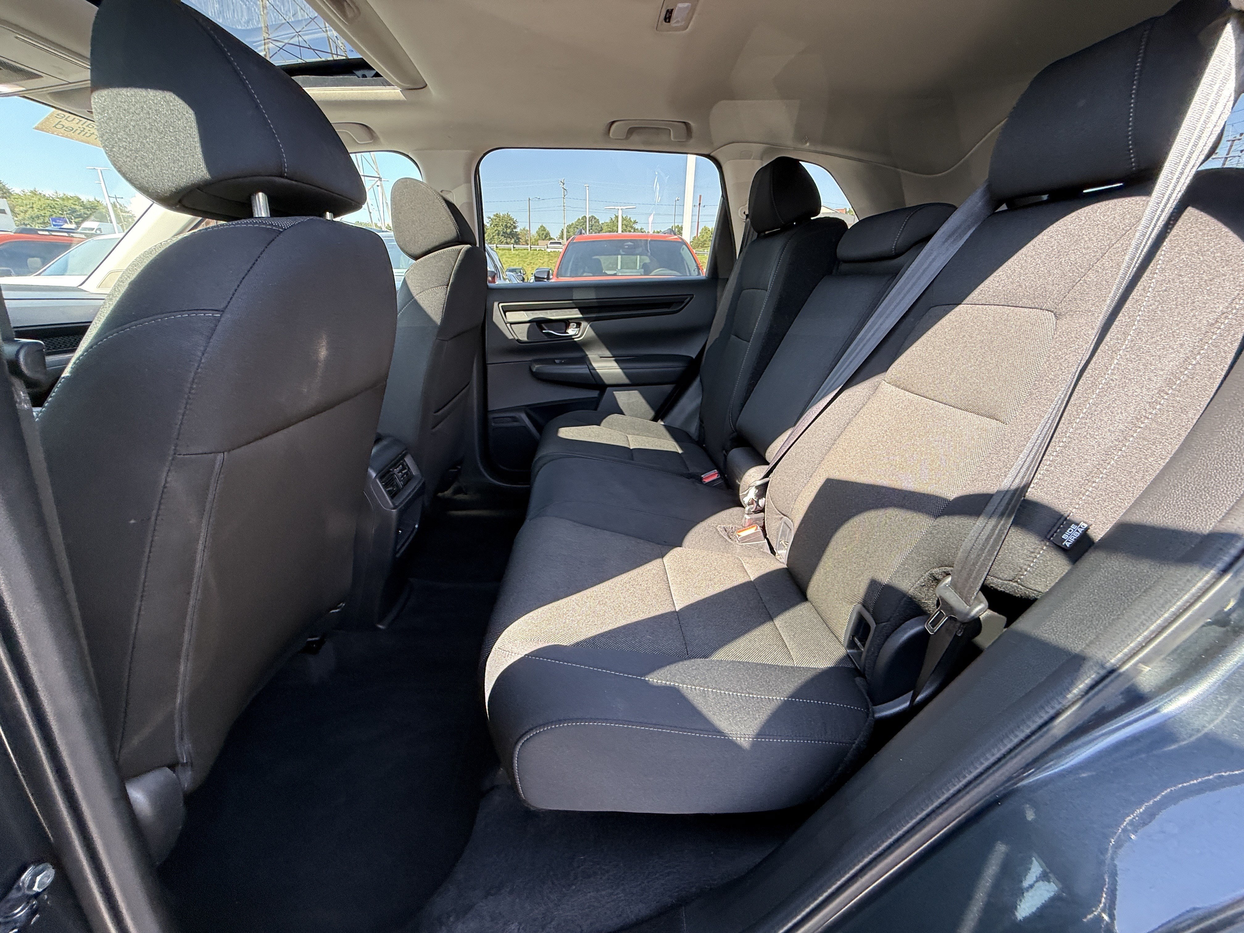 Used 2025 Honda CR-V EX image 31