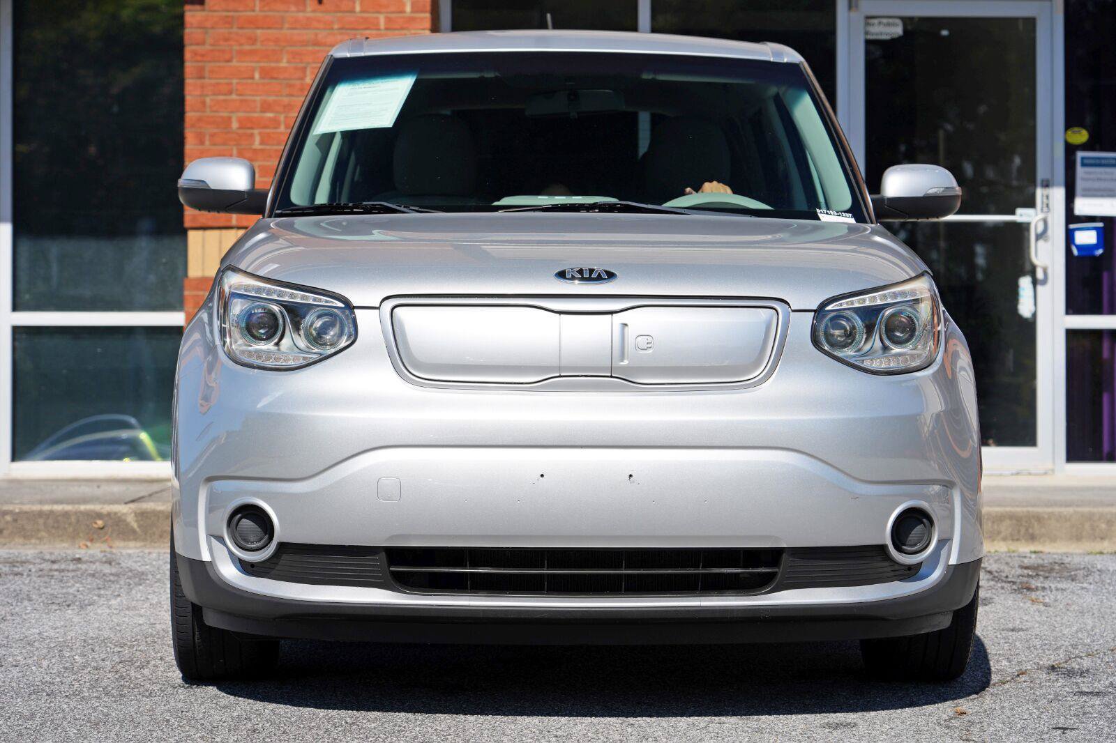 Used 2016 Kia Soul EV FWD image 7