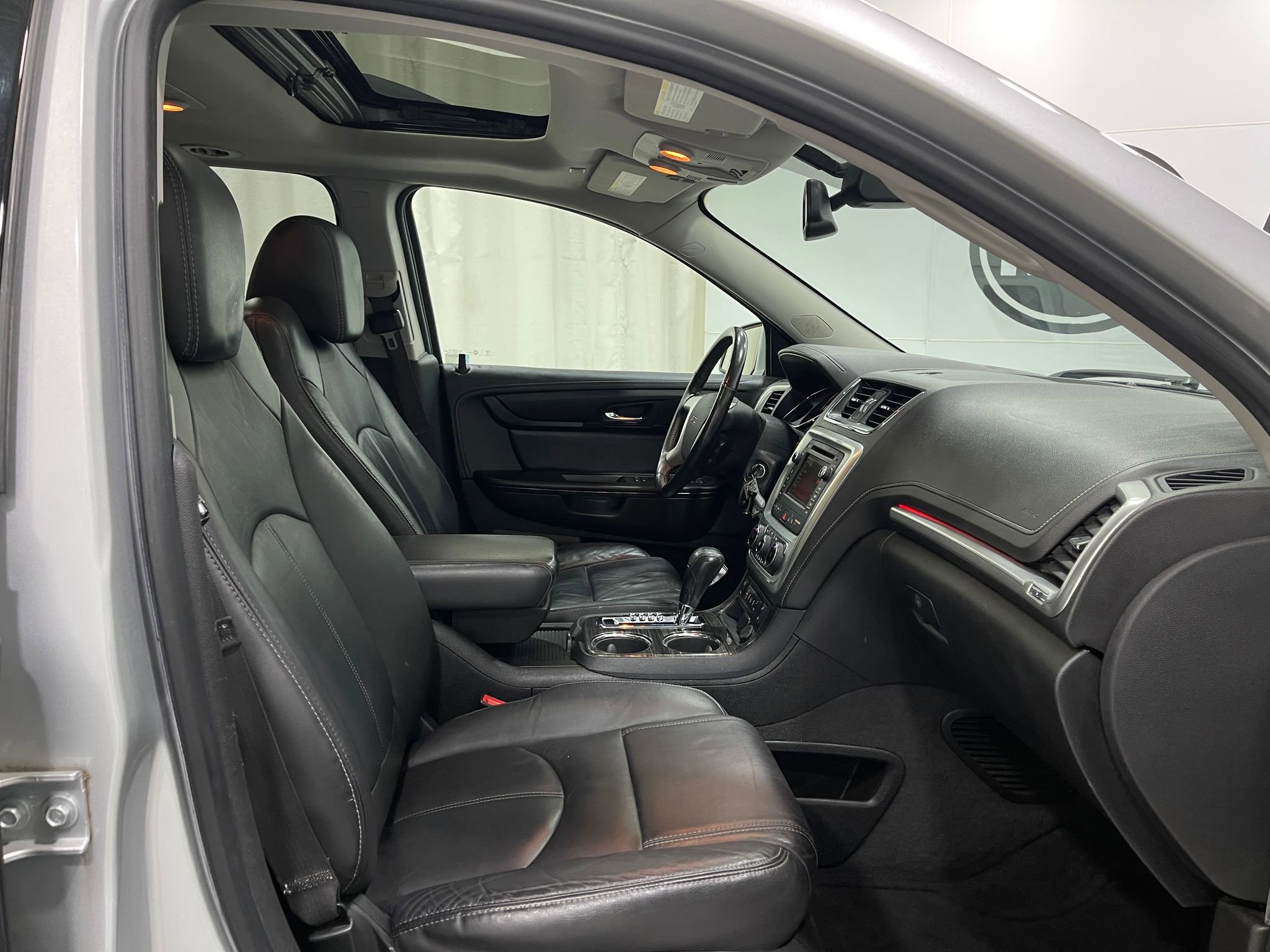 Used 2017 GMC Acadia Limited SLT FWD image 33