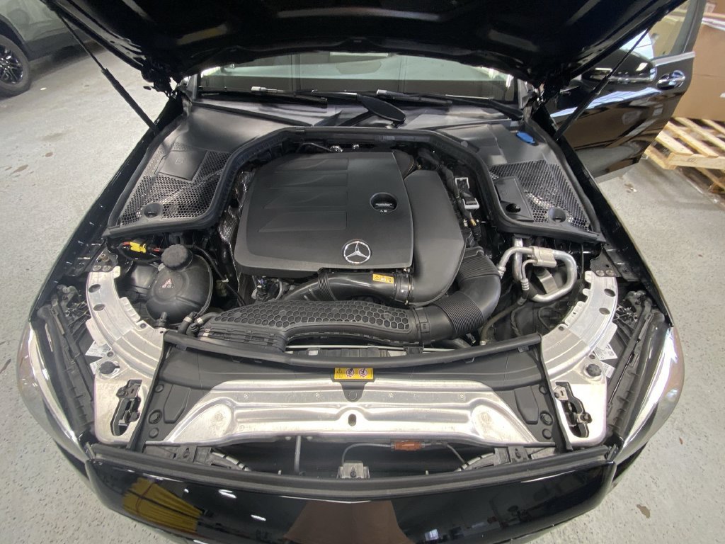 Used 2020 Mercedes-Benz C 300 4MATIC Sedan w/ Premium Package image 38