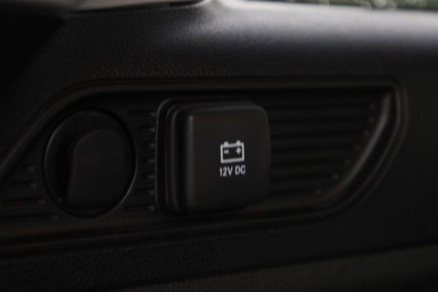 Used 2023 Jeep Grand Cherokee Laredo image 36