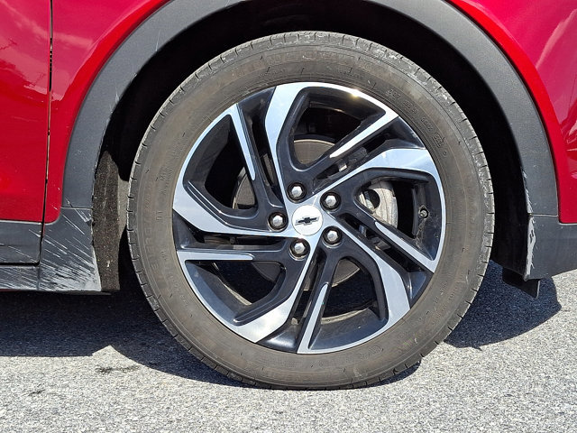 Used 2023 Chevrolet Bolt LT w/ Infotainment Package image 8