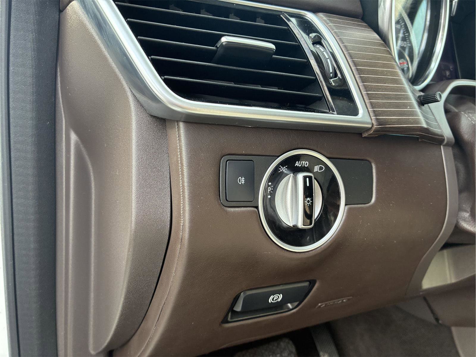 Used 2019 Mercedes-Benz GLS 550 GLS 550 image 18