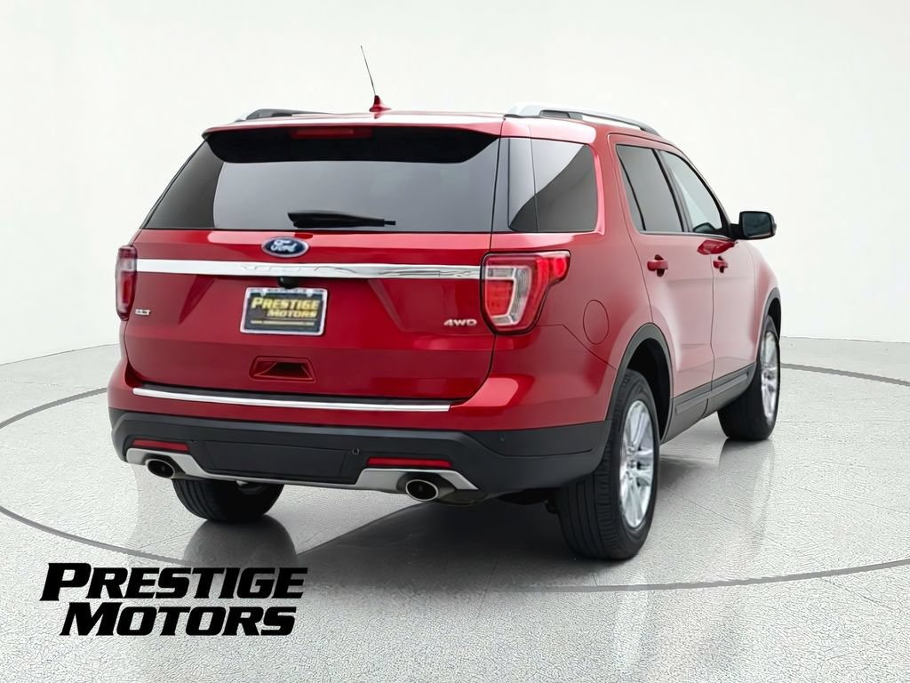 Used 2018 Ford Explorer XLT w/ Equipment Group 201A AWD/4WD image 7