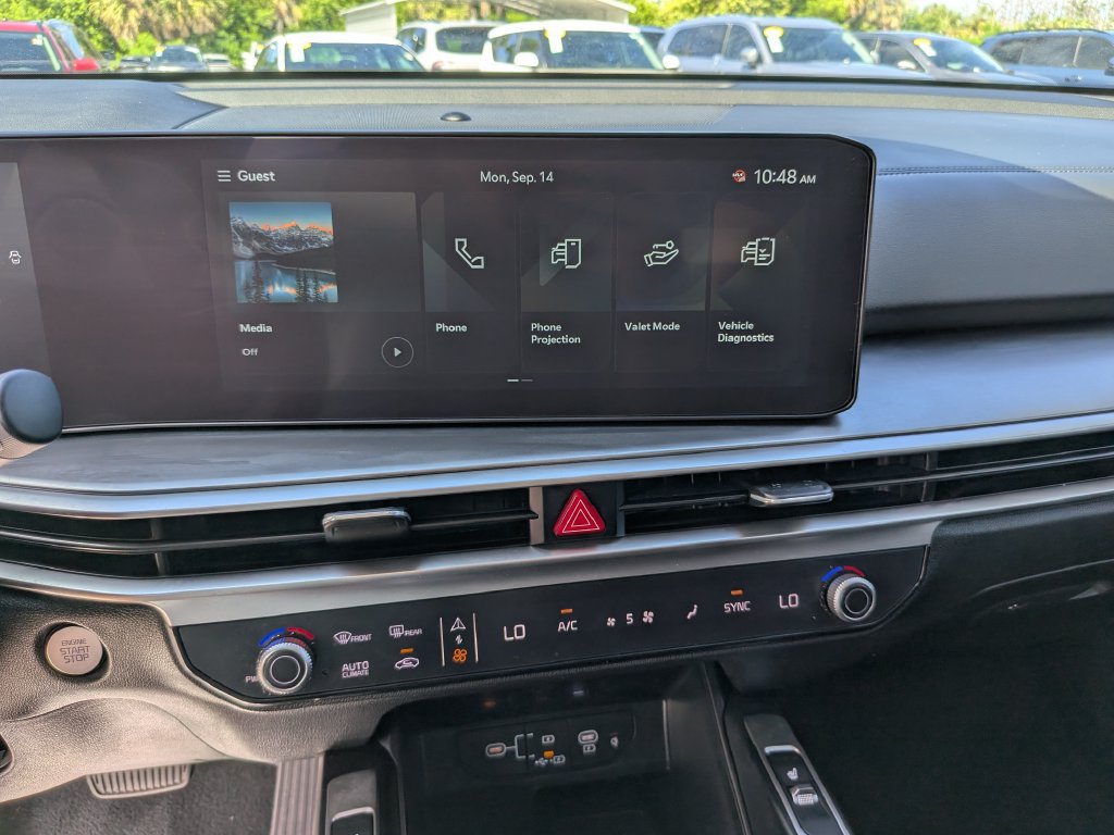 Certified 2026 Kia Sorento S w/ S Panoramic Sunroof Package FWD image 22