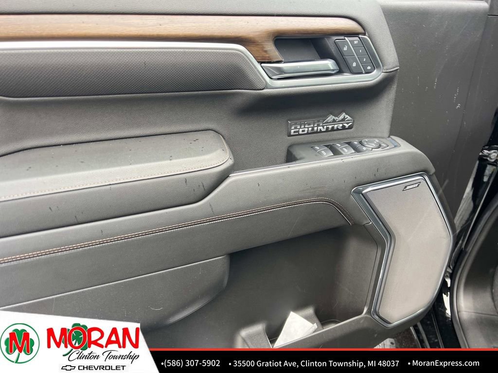 Certified 2025 Chevrolet Silverado 1500 High Country AWD/4WD image 14