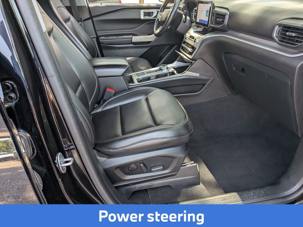 Used 2023 Ford Explorer XLT w/ Equipment Group 202A RWD image 29