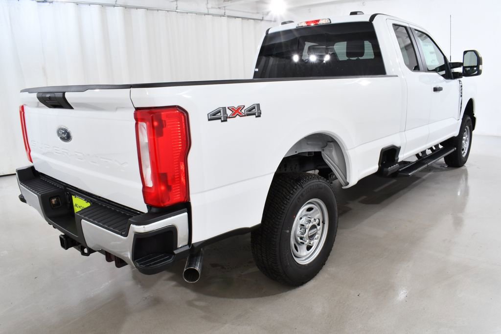 New 2026 Ford F250 XL w/ XL Chrome Package image 11