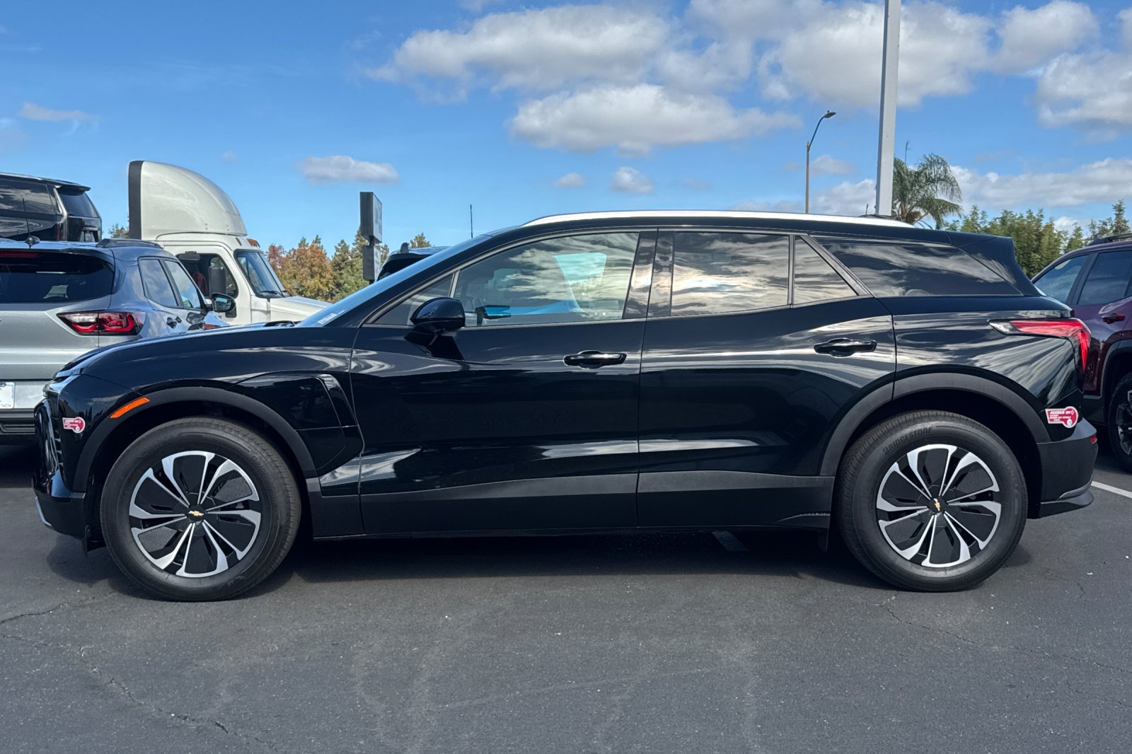 Used 2024 Chevrolet Blazer EV LT AWD/4WD image 8