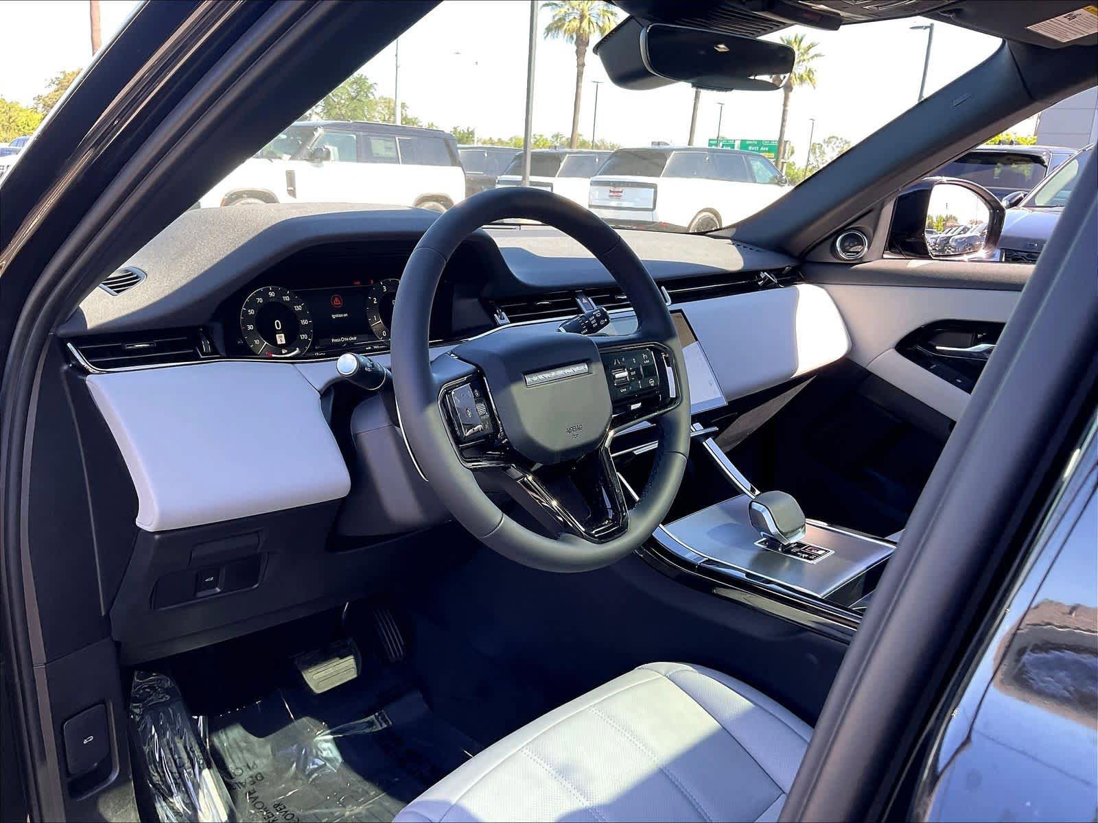 New 2026 Land Rover Range Rover Evoque S AWD/4WD image 8